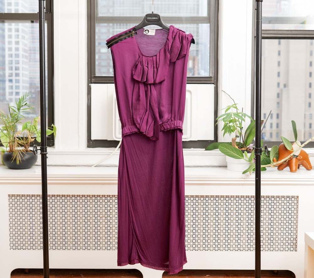 Lanvin Alber Elbaz Purple Viscose Silk Ruffle Shoulder Zip Dress (Size M)